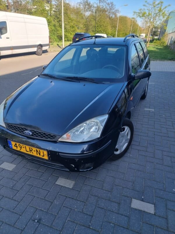 FORD FOCUS WAGON 1.6-16V Centennial