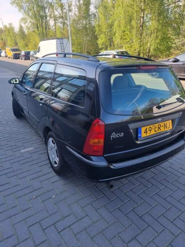 FORD FOCUS WAGON 1.6-16V Centennial - Image 4